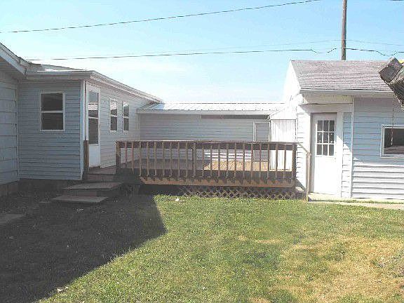2nd image of 1570 Millicent Ave