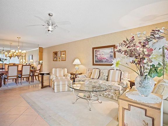 3rd image of 2361 Ecuadorian Way APT 47