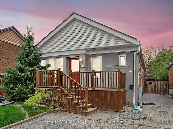 5th image of 595 Northcliffe Blvd