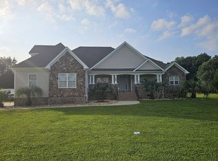 106 Gregg Ct, Moyock, NC 27958