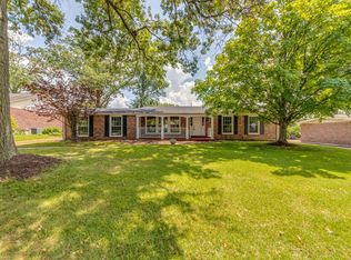 420 Claymont Dr, Ballwin, MO