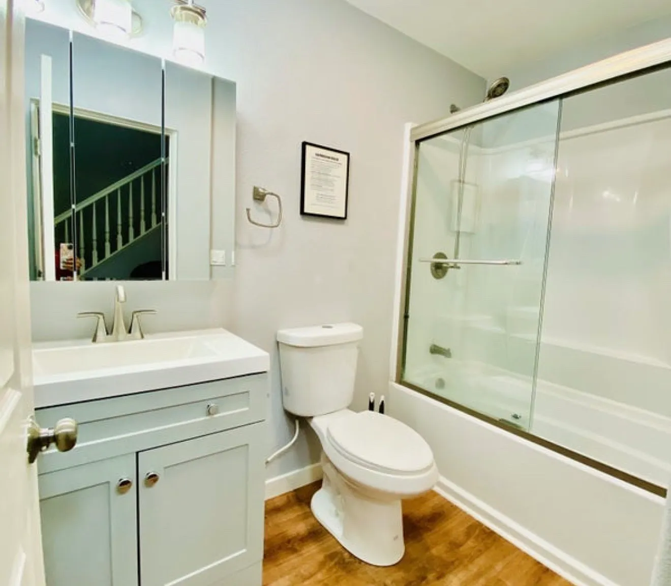 1 bed, 3277 sqft, $900 — Photo 3