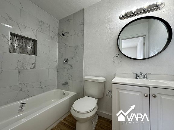 5th image of 5827 Laurel Valley Dr