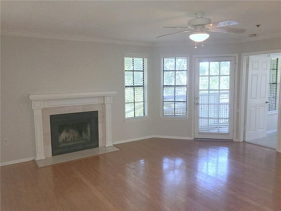 3rd image of 1000 W Horatio St APT 330