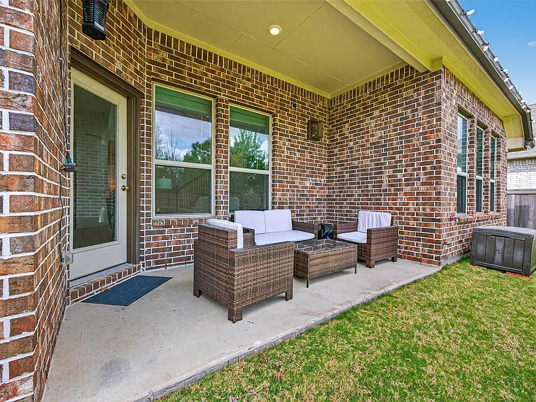 19115 Falkenstein Castle Way — Photo 24