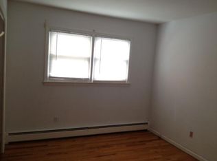148 Center St, Clifton, NJ 07011