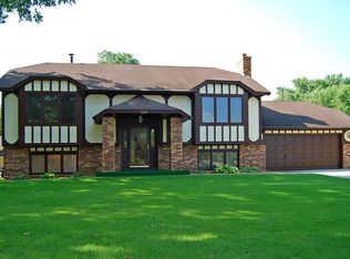 7532 Brigadoon Pl NE, Fridley, MN 55432