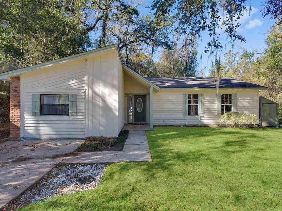 1st image of 4114 Sonnet Dr