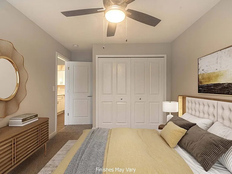 Hillside Apartments — Photo 41