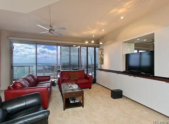 2nd image of 415 South St Unit Makai3303