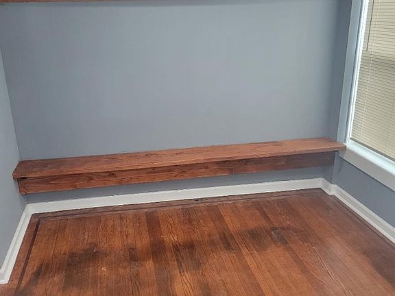2nd image of 6729 Guyer Ave