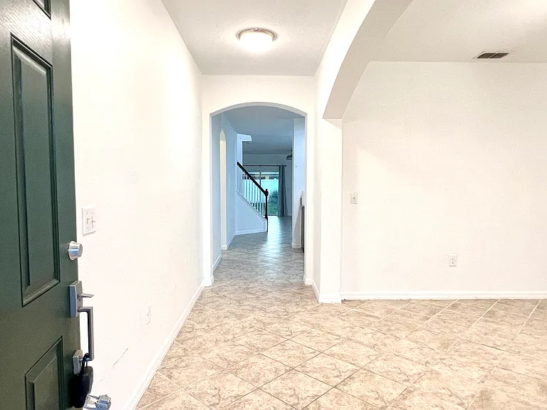 1128 Bassano Way — Photo 4