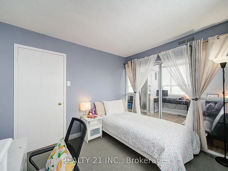 1665 Pickering Pkwy #607 — Photo 27