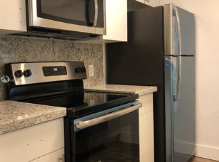 8120 Geneva Ct, Doral, FL 33166