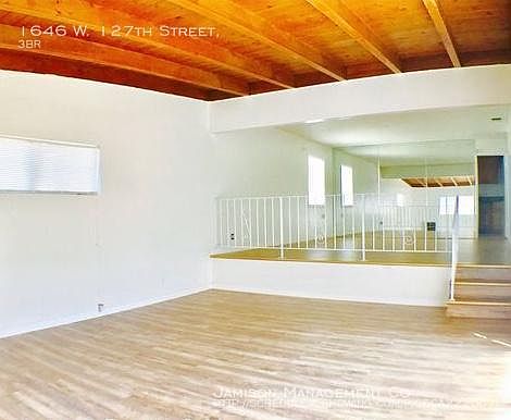 3rd image of 1646 W 127th St