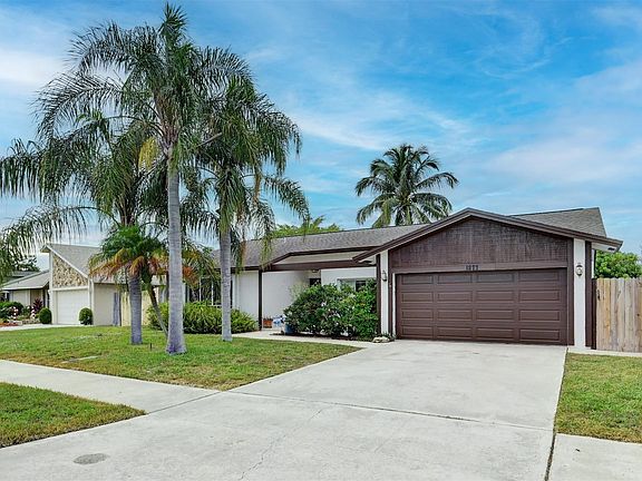 2nd image of 1277 SW 26th Avenue