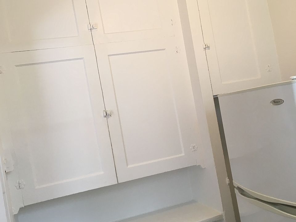 1st image of 1260 N Pennsylvania St APT 3