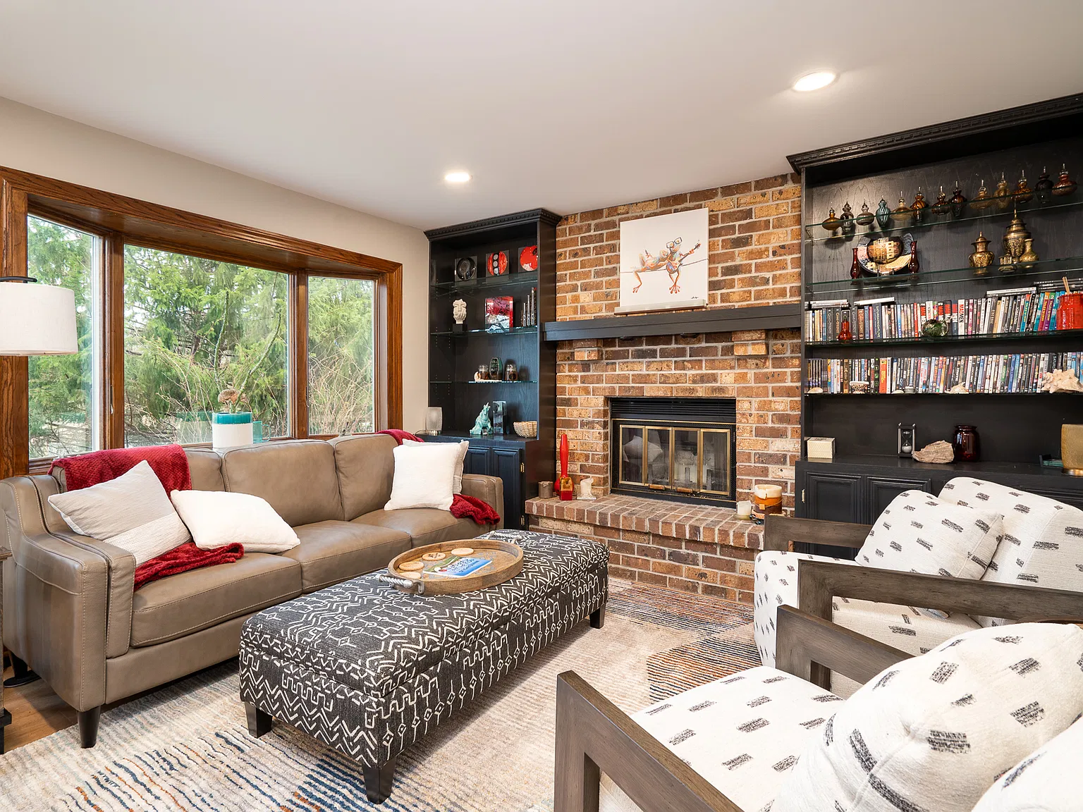 4 bed, 2100 sqft, $4,500 — Photo 4
