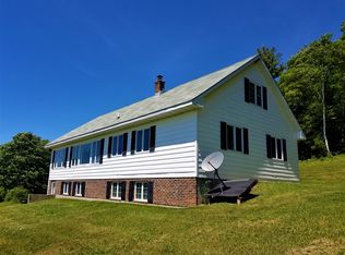 190 Fords Rd, Hoosick Falls, NY 12090