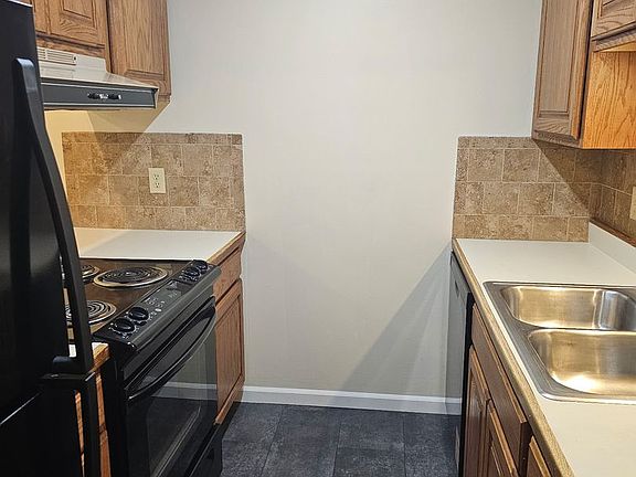 4th image of 104 E Green Meadows Rd APT 7