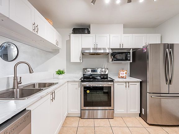 2nd image of 27358 32nd Ave #136