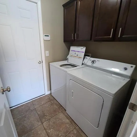 2613 Douglas Pl SE — Photo 12