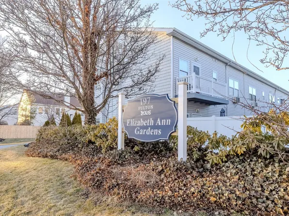 197 Fulton Street #18, Farmingdale, NY 11735