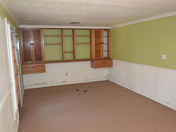 5th image of 1808 N Washington Ave
