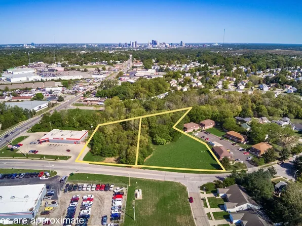 2210 October Ridge Dr, Columbus, OH 43223