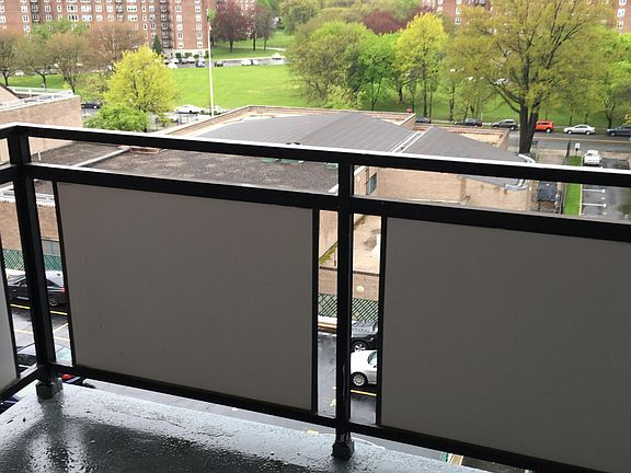 5th image of 1670 Bell Blvd #429