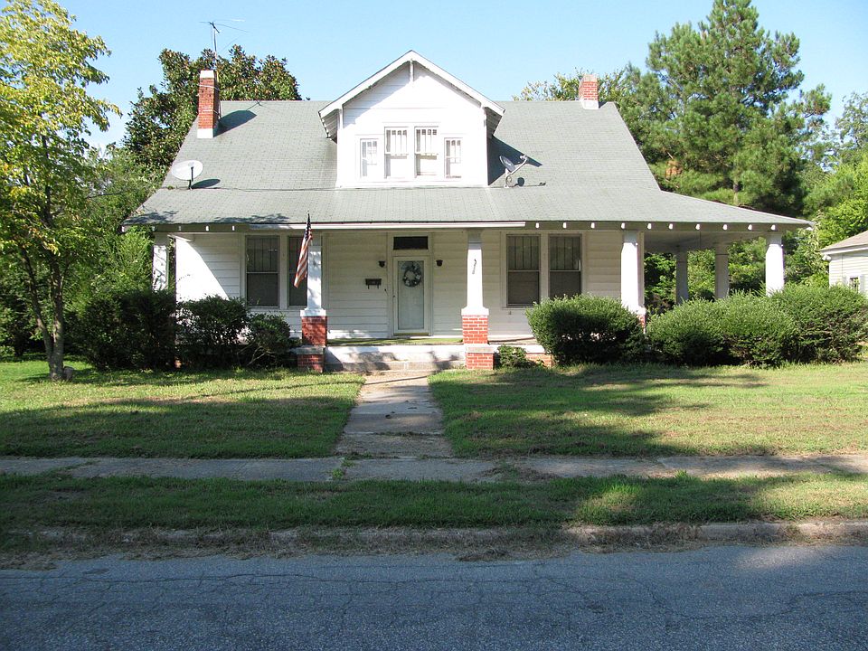 1st image of 210 W Burnette Ave