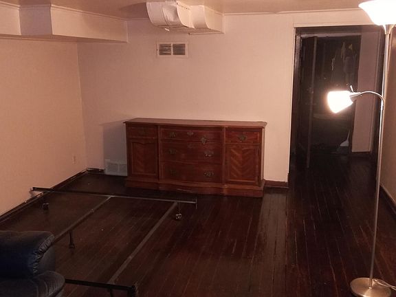 2nd image of 4708 W Gladys Ave #B