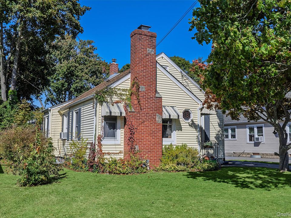 1st image of 373 Oak Street