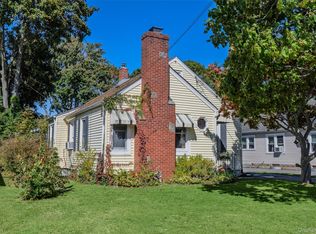 373 Oak Street, Patchogue, NY 11772
