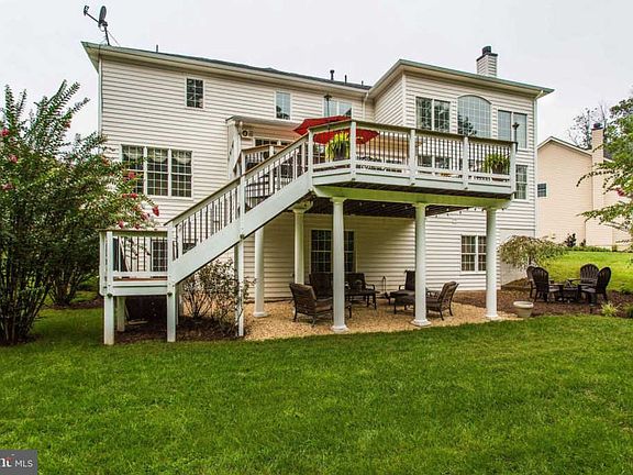 3rd image of 15501 Mellon Ct