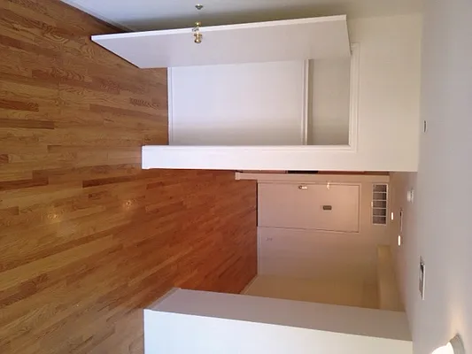 Rented by RES New York | media 16