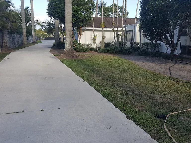 11455 SW 82nd Avenue Rd #GUEST HOUSE — Photo 14