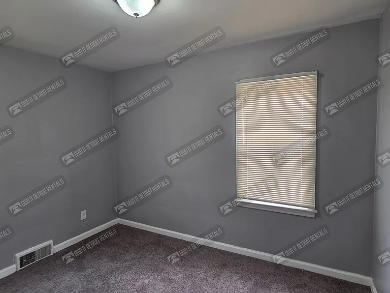 14757 Wilfred St — Photo 8