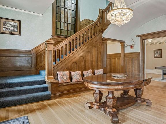 5th image of 1005 Gerald Ave