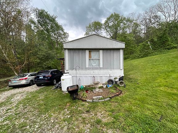 5th image of 1229 Black Leg Rd