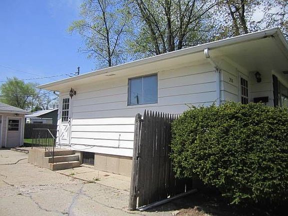 3rd image of 2511 Nemery Ct