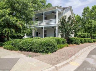 1423 Courtland Dr, Raleigh, NC 27604