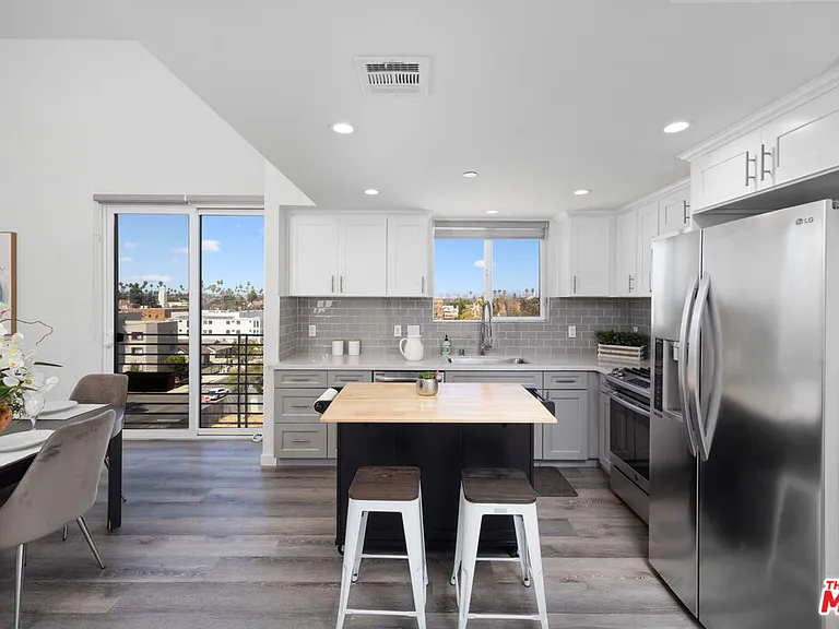 1055 S Serrano Ave #505 — Photo 4