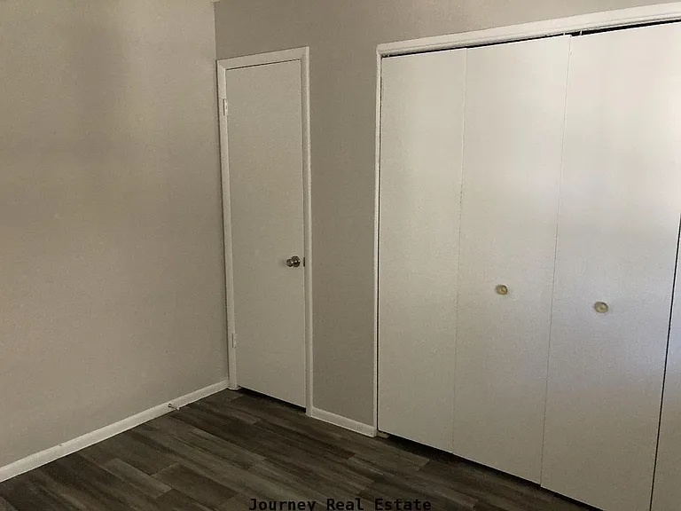 312 Bridge St — Photo 6