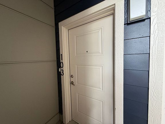 3rd image of 2772 E 31st Ave #103