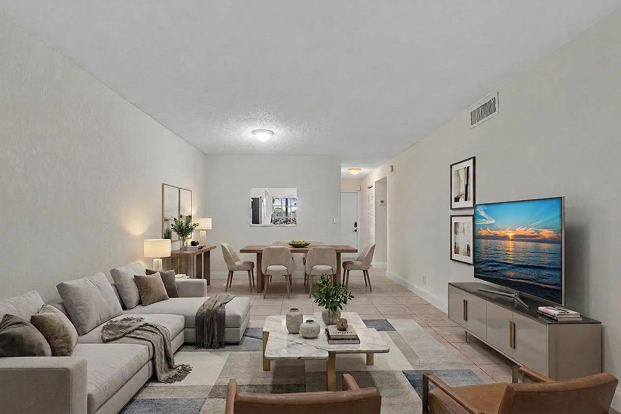 2 bed, 2.0 bath, 1053 sqft, $2,100 — Photo 3