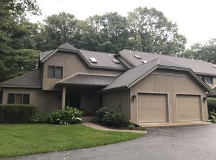 700 Fairways Dr APT 1, Harbor Springs, MI 49740