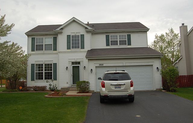 1st image of 1468 Schoenherr Ave