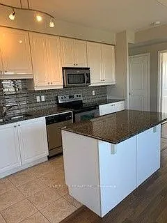 9225 Jane St #404 — Photo 4