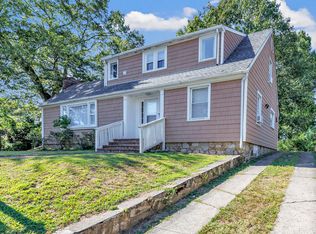 86 Vanguard Street, Bridgeport, CT 06606